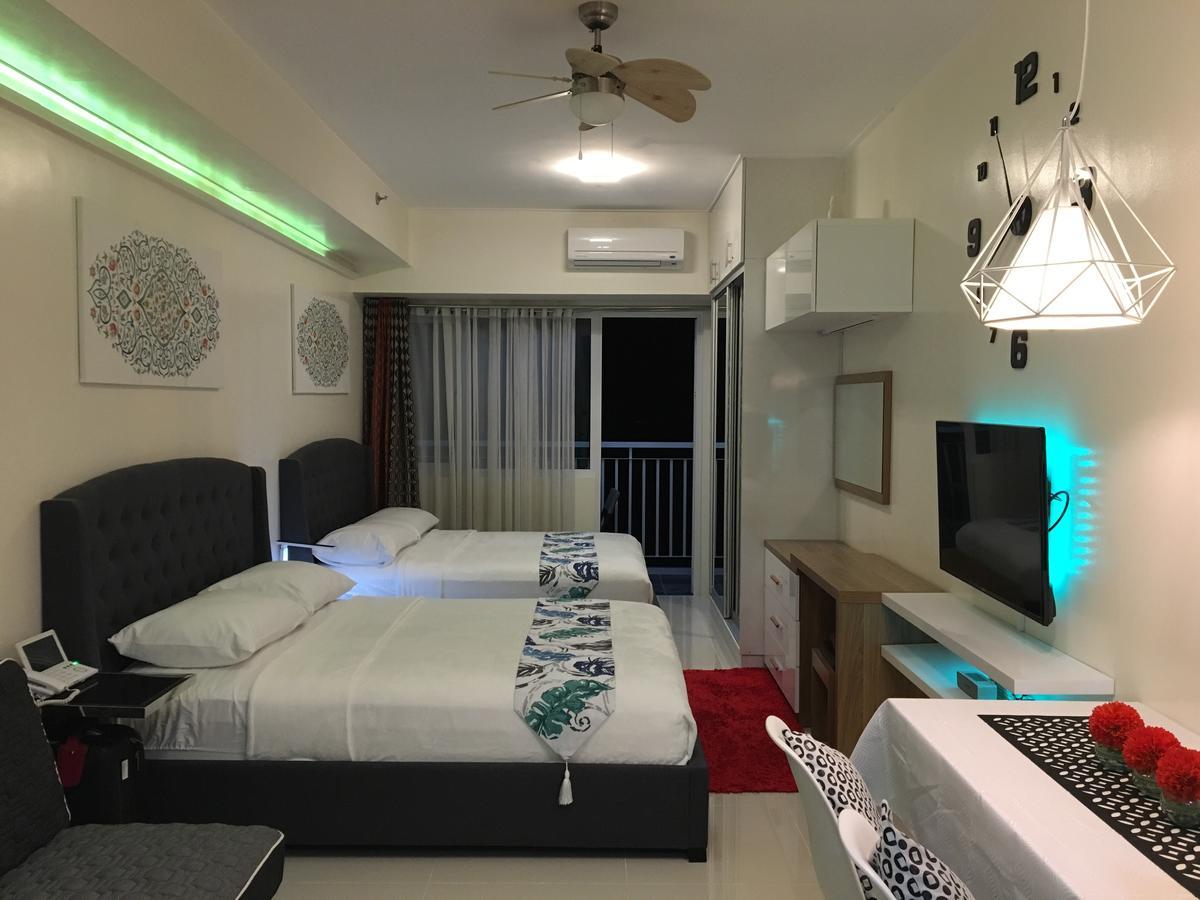 Breezy Wind 19TwentySix Appartement Tagaytay City Buitenkant foto