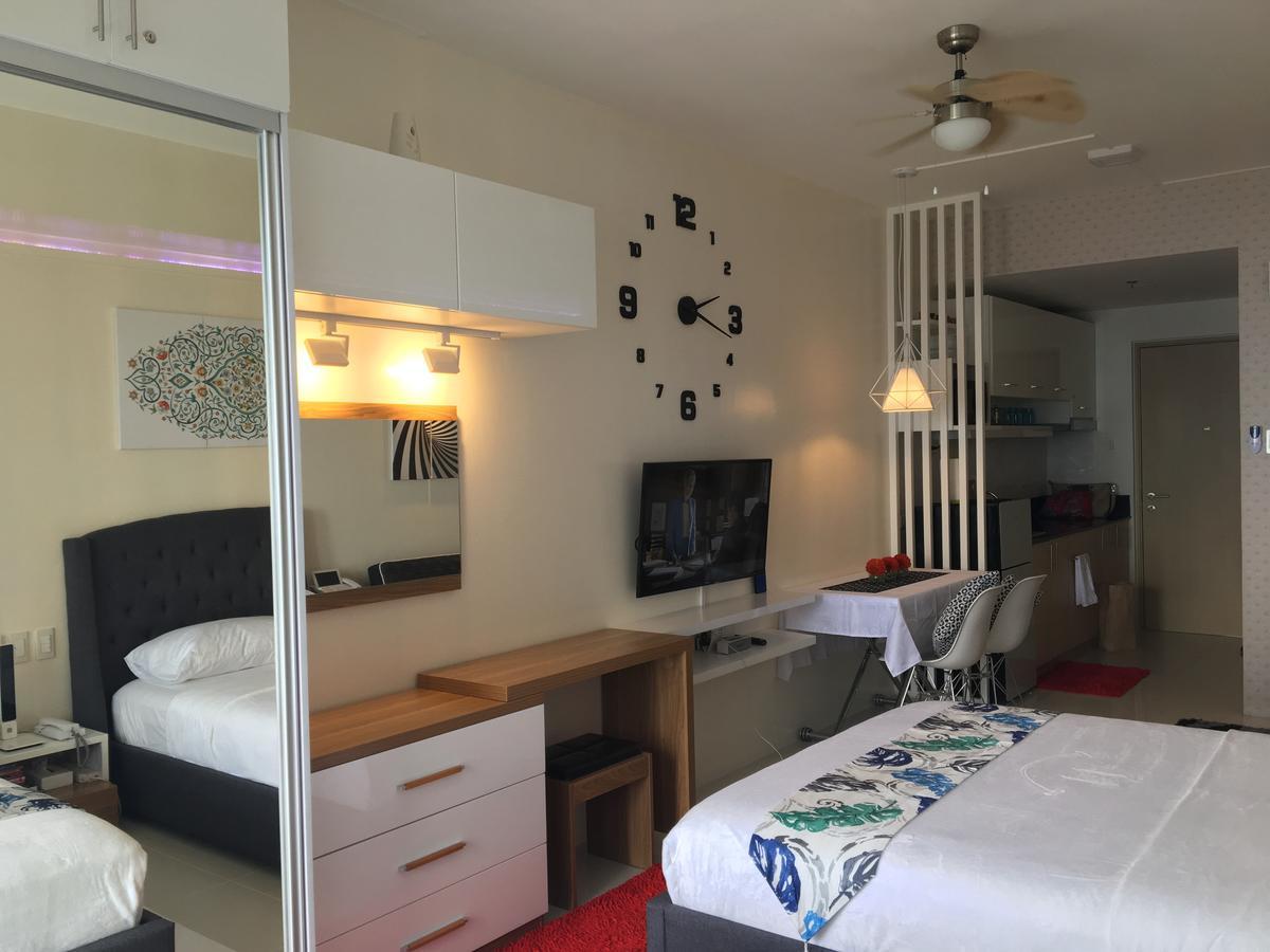 Breezy Wind 19TwentySix Appartement Tagaytay City Buitenkant foto